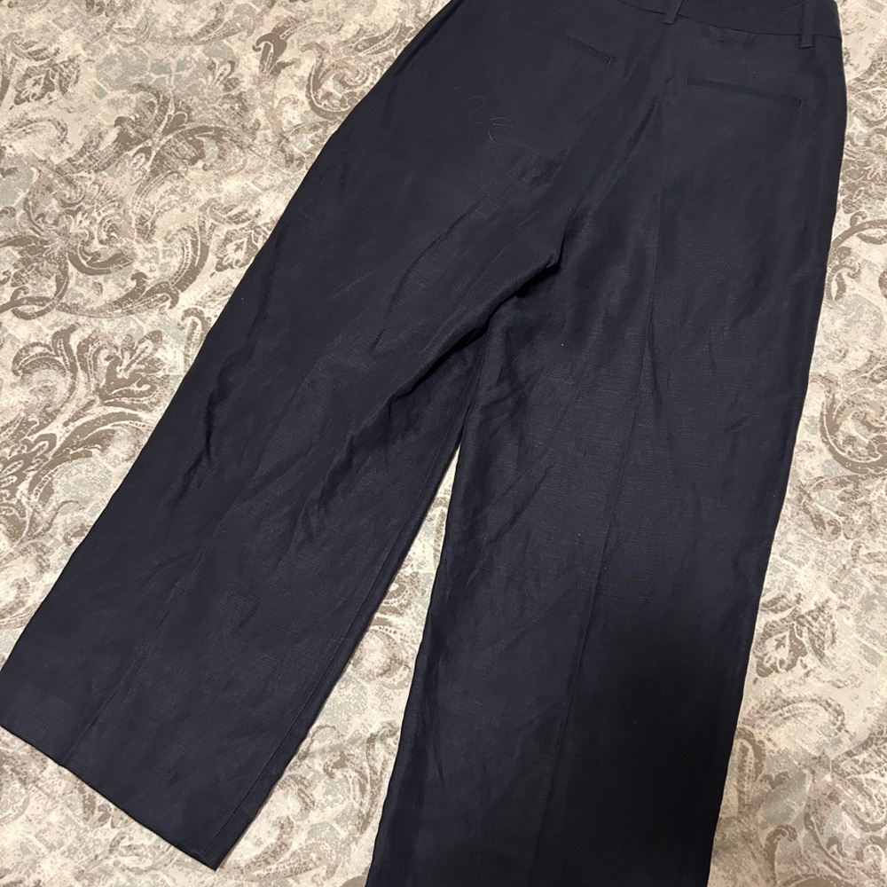 Aritzia Linen cropped trousers sz 2 dark n navy NWOT